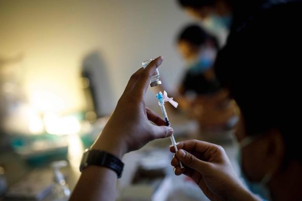 Moderna dice que su vacuna tiene una efectividad del 96 % en adolescentes - Mundo - ABC Color