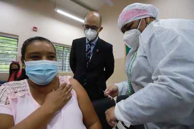 Salud lanza campaña de vacunación contra la influenza