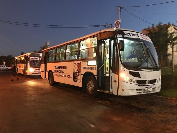 Aprobación ciudadana al bus nocturno de Fernando de la Mora: Opera desde más temprano por clima y restricciones