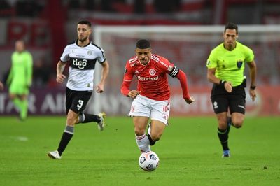 Dirigente franjeado asegura que Olimpia jugó como “equipo chico” en la derrota 6-1 ante Inter - Megacadena — Últimas Noticias de Paraguay