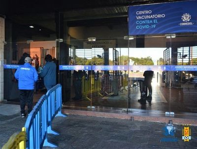 Uruguay inmuniza al mundo del fútbol contra el Covid-19