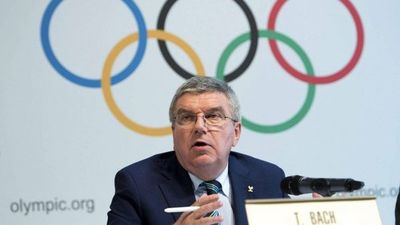 COI firma acuerdo para vacunar a atletas olímpicos