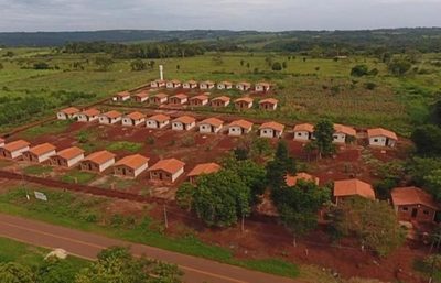 Luego de cinco años familias de Carayaó recibirán sus viviendas