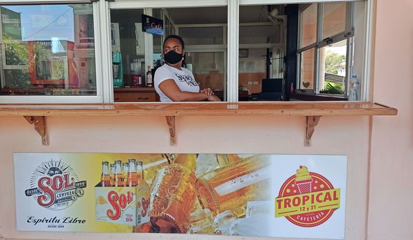 La banca y el sector privado de Cuba denuncian fuertes pérdidas por el embargo - MarketData