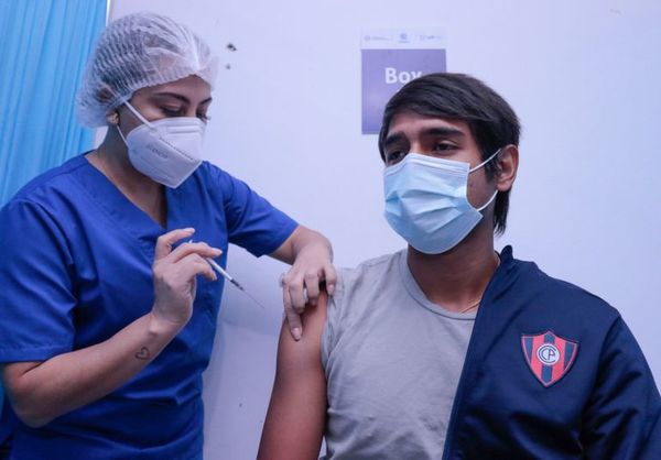 Luqueño, Cerro y Guaraní ya se inmunizaron - Fútbol - ABC Color