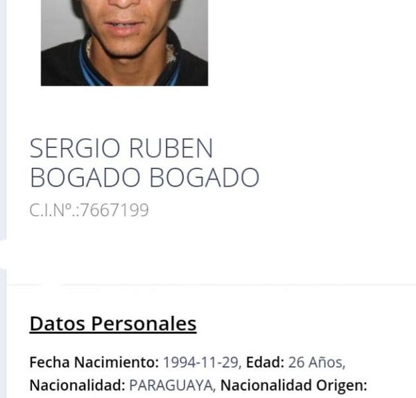 Buscan a hombre que aplicó tres puñaladas a su novia por no dejarlo ver mensajes en su celular