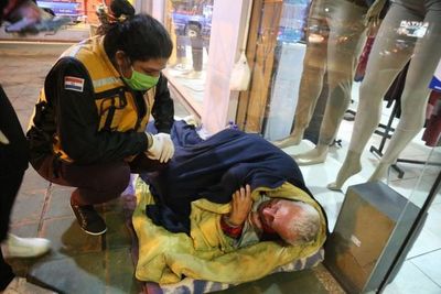 SEN dará frazadas y colchones a indigentes ante llegada del frío - Nacionales - ABC Color