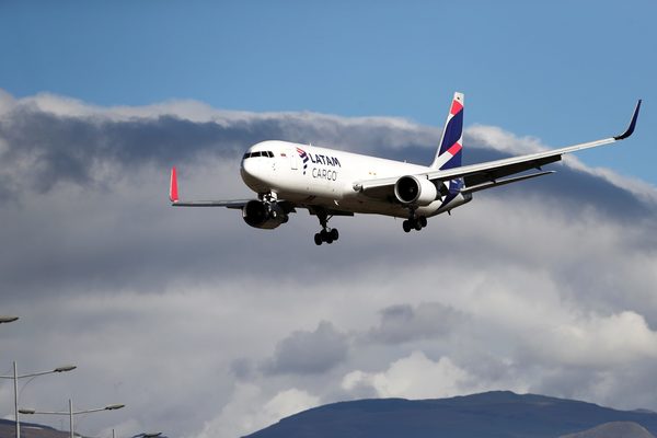 LATAM cierra el primer trimestre con 2.600 millones de dólares de liquidez - MarketData