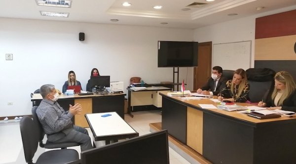 Crónica / Pa’i Silvestre, de vuelta a tribunales por acoso sexual