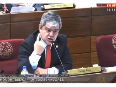 Riera afirma  que pacto impide hacer depuración del Congreso