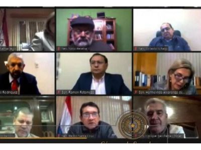 Suplente de Gusinky optó por saludar y pasar desapercibido