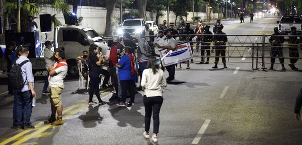 IPS está perjudicando en vez de ayudar, dice gremialista - Nacionales - ABC Color