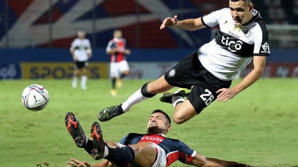 FÚTBOL PARAGUAYO EN CAÍDA LIBRE