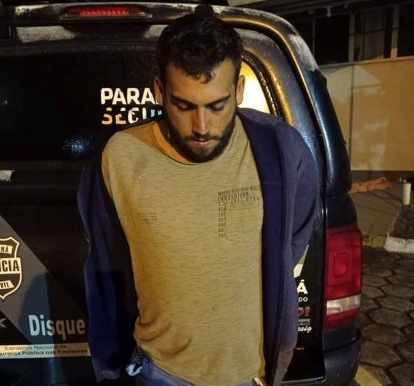 Detienen a camionero paraguayo con marihuana y armas en Foz de Yguazú - ABC en el Este - ABC Color