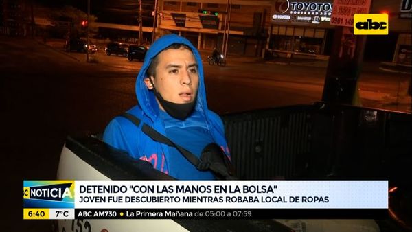 Joven fue detenido con las manos en la bolsa - ABC Noticias - ABC Color