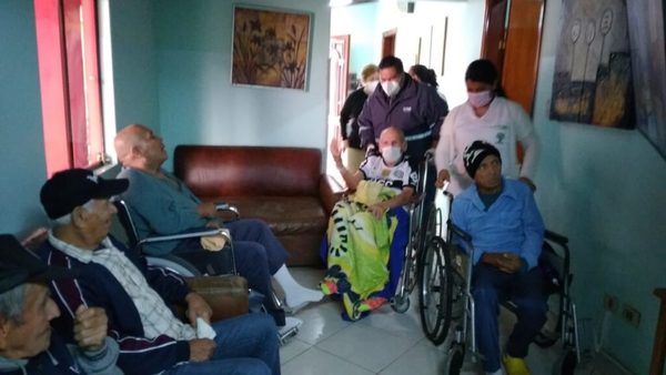 Abuelito abandonado en IPS ya cuenta con un hogar | OnLivePy