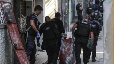 Río de Janeiro: Golpe al narcotráfico deja 25 muertos en una favela en un enfrentamiento con la Policía