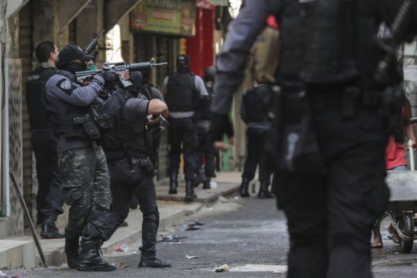 Acción policial deja 25 muertos en una favela de Rio de Janeiro