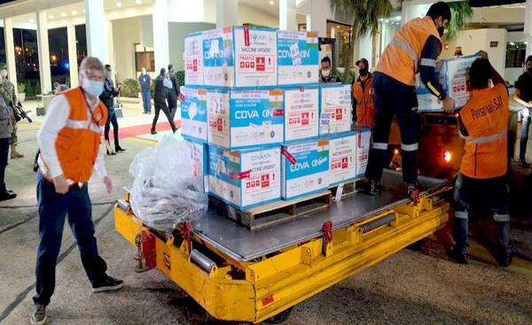 Euclides anuncia la llegada de 800 mil vacunas para este mes | OnLivePy