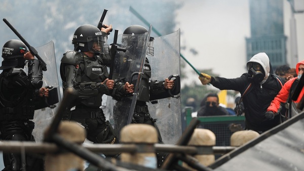 Colombia: Fiscalía y Defensoría del Pueblo aseguran que son 26 los muertos durante protestas (VIDEO)