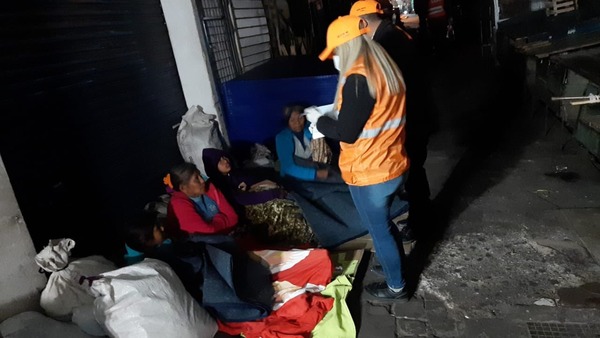 SEN asiste a personas en situación de calle ante bajas temperaturas - El Trueno