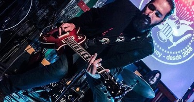 La Nación / El guitarrista Sebcent presenta “Desenterrarte”