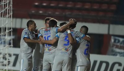 Versus / ¿Cómo quedaron los equipos coperos paraguayos luego de una semana difícil?