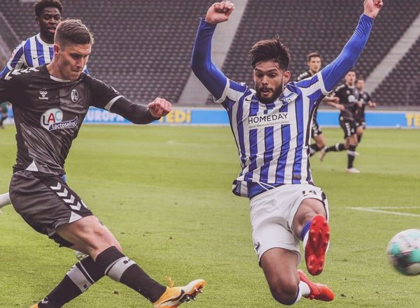 Alderete se destaca en la victoria del Hertha Berlín de Alemania