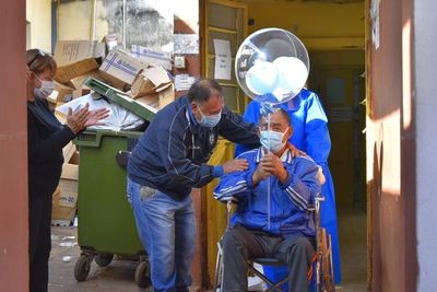 Don Joel venció al coronavirus y hoy recibió su alta médica - Nacionales - ABC Color