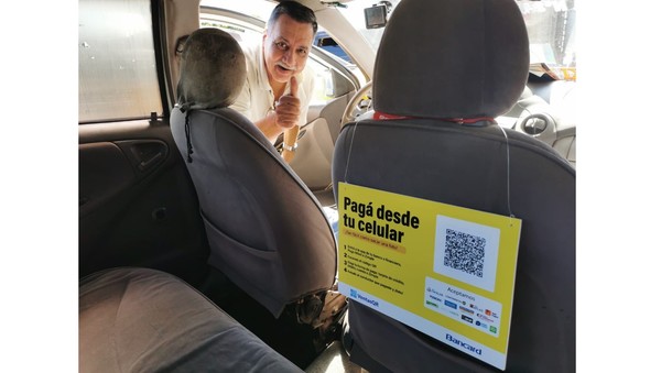 Taxis de Asunción ya aceptan pagos con tarjeta mediante tecnología QR