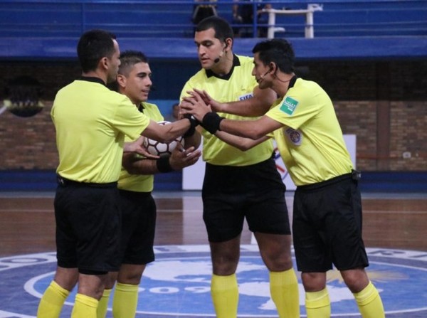 Árbitros designados para la fecha inaugural de la Liga Premium de Futsal FIFA - APF