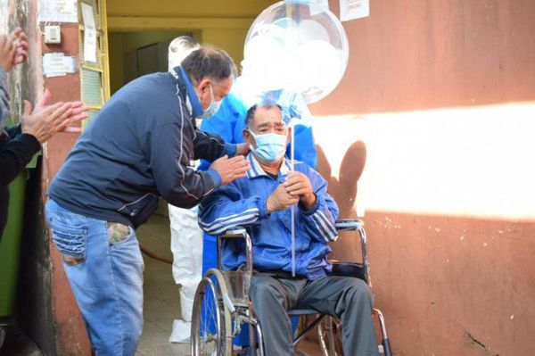 Don Joel Oviedo venció al Covid-19 luego de 37 días