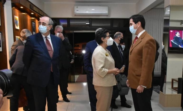 Diario HOY | La canciller de España llega a Paraguay con el acuerdo UE-Mercosur en agenda