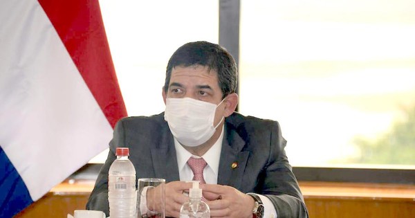 La Nación / Vacunación irregular: Velázquez desconoce contenido del proyecto
