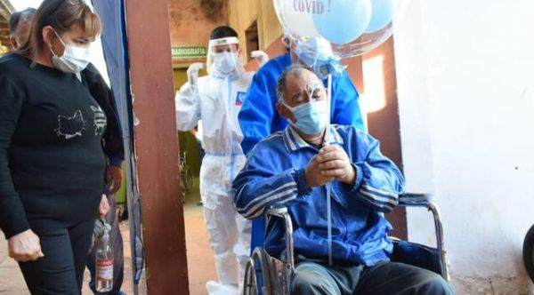Don Joel Oviedo vence al COVID-19 y es dado de alta