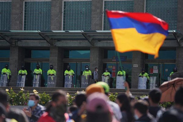 Adelantan 30 procesos por violaciones a derechos humanos durante las manifestaciones en Colombia | Ñanduti