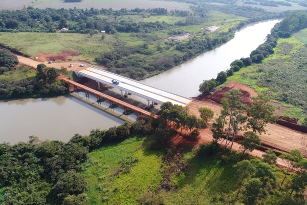 Puente sobre el río Monday entra en su etapa final