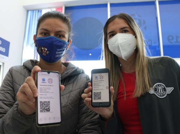 El Fútbol Femenino inició con la vacunación - APF