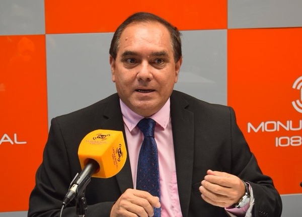Educación: más del centenar de docentes muertos y acción contra vacunaciones vip - ADN Digital