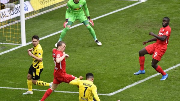 Borussia Dortmund prolonga su racha y da el título al Bayern