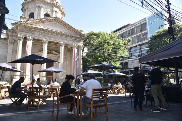 Comensales toman las calles de Asunción - Nacionales - ABC Color