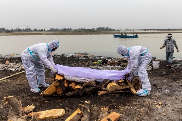 India superó por primera vez la barrera de las 4.000 muertes diarias por coronavirus - Megacadena — Últimas Noticias de Paraguay