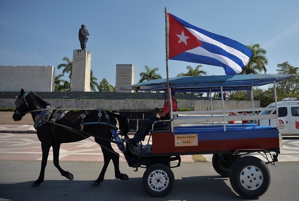 Cuba prevé inmunizar al 70% de la población para agosto con sus propias vacunas anticovid | .::Agencia IP::.