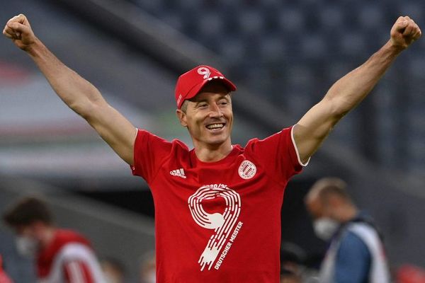 Bayern Munich: festejo, goleada 6-0 y triplete de Lewandowski - Fútbol - ABC Color