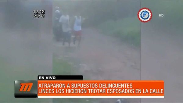 Agentes del Grupo Lince obligan a trotar a supuestos asaltantes