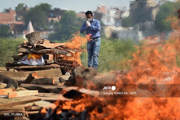 India sobrepasa las 4.000 muertes diarias por covid-19, en medio de debate sobre liberación de patentes - Mundo - ABC Color