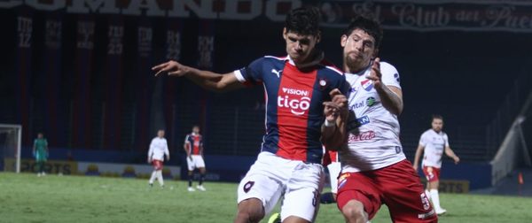 Cerro y Nacional empatan con espantoso arbitraje en la Nueva Olla