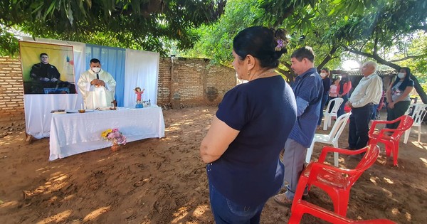 La Nación / Concepción: con una misa, los padres de Edelio Morínigo recordaron su cumpleaños 32