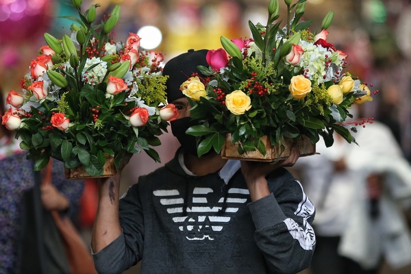 El Día de las Madres de México se recupera con la vacuna y caída de contagios - MarketData