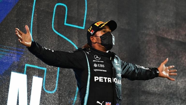 Diario HOY | Hamilton reina en Barcelona